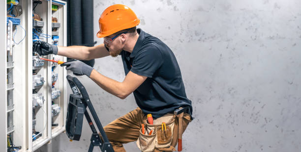 Best Electrical Contractors for Businesses  in Holyoke, CO